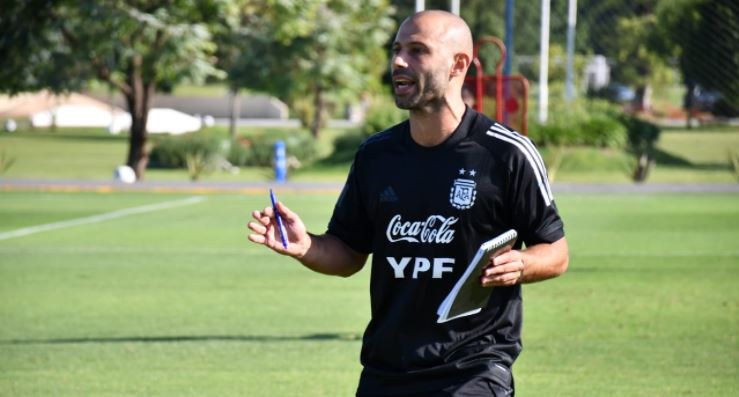 "Messi ilə dostluğum hamıya bəllidir, bizə kömək edə bilər"