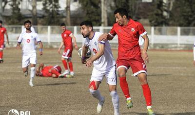 Ordu futbolçuları qızları stadionda görüncə…