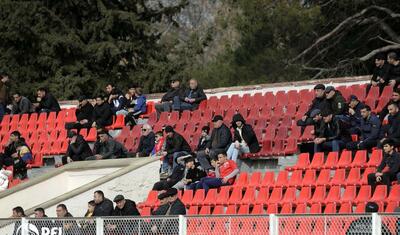Ordu futbolçuları qızları stadionda görüncə…