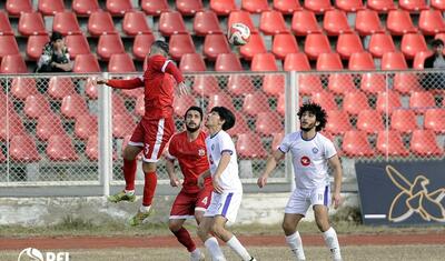 Ordu futbolçuları qızları stadionda görüncə…