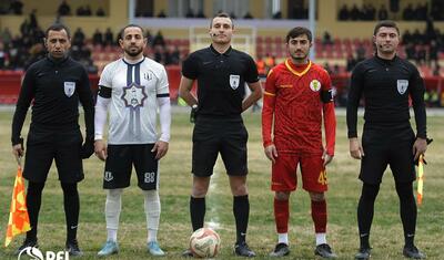 Rayonda qol vuran futbolçunu yerə yıxıb, sonra…