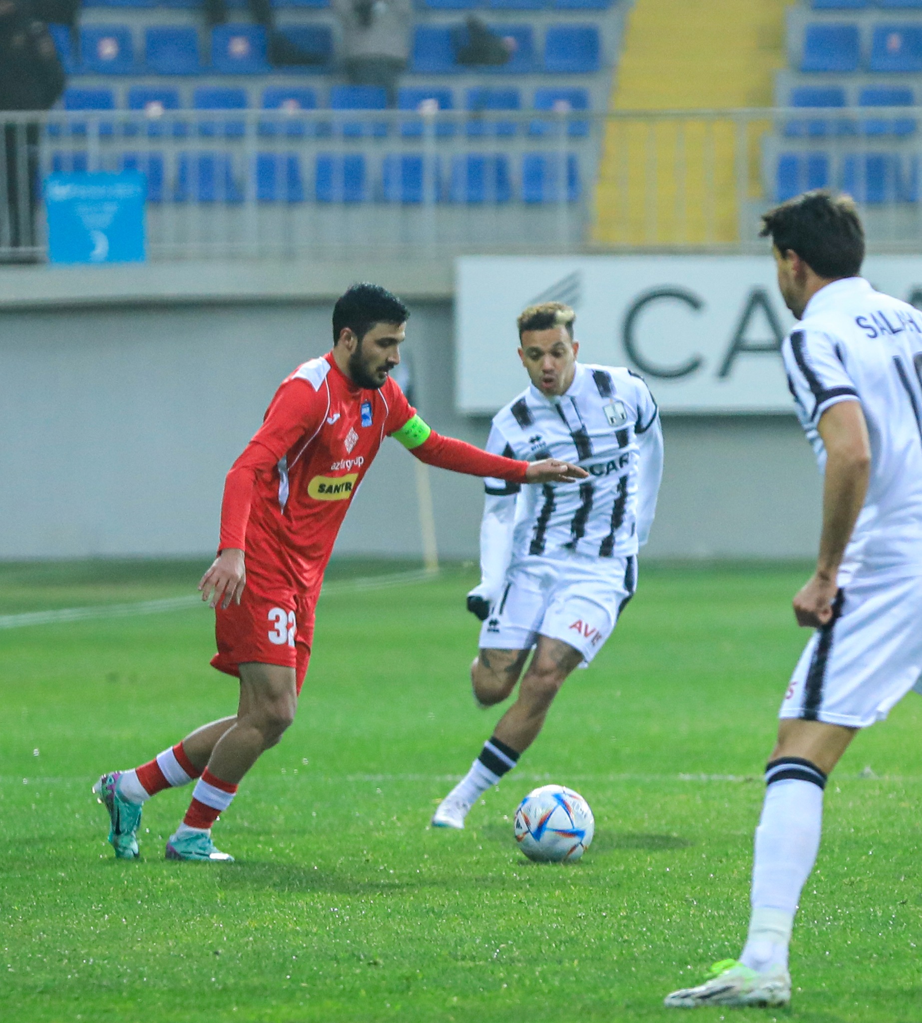 “Neftçi”ni uddular, təhlükəli futbolçuları var, çətindir”