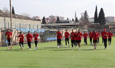 “Araz-Naxçıvan” 1 saat Gəncədə qaldı -