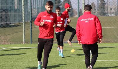 “Araz-Naxçıvan” 1 saat Gəncədə qaldı -