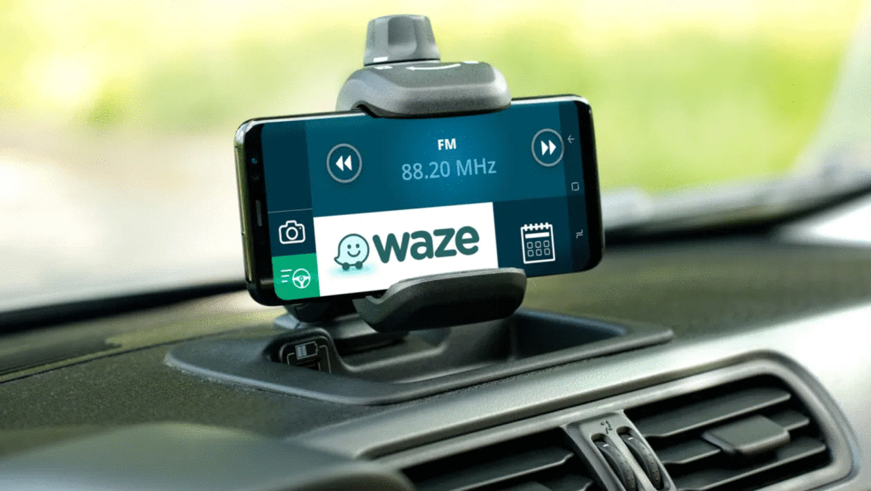 “Waze” sürücüləri aldadır? – VİDEO