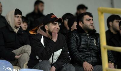 1200 manatlıq hücumçu, qapıçı təpiyi və o qol…