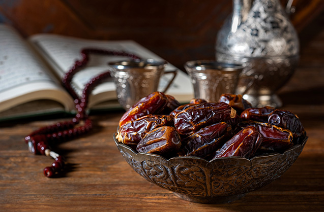 Ramazanın 14-cü gününün duası - İmsak və iftar vaxtı BURADA