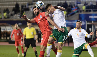 Milli futbolçuların "salam-sağ ol"u -