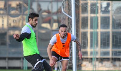 "Neftçi" 2 futbolçusundan pis xəbər aldı -