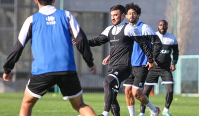 "Neftçi" 2 futbolçusundan pis xəbər aldı -