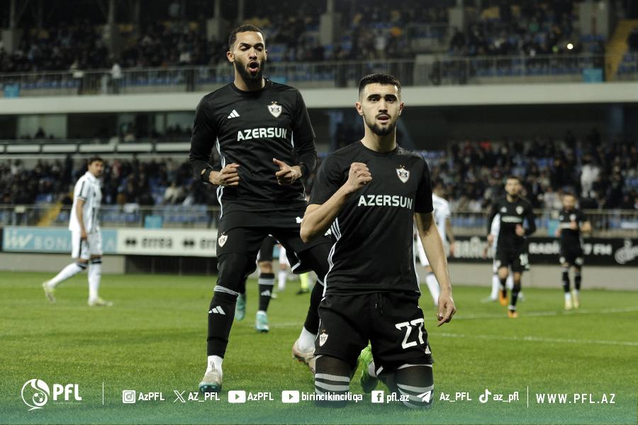 "Qarabağ" “Neftçi”ni darmadağın etdi, finalın qapısını açdı