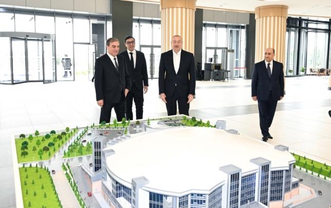 İlham Əliyev Gəncənin İdman Sarayında oldu - FOTOREPORTAJ