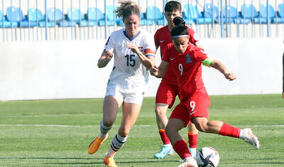 Avropa futbolunun gözəli Bakıda - "50" üçün
