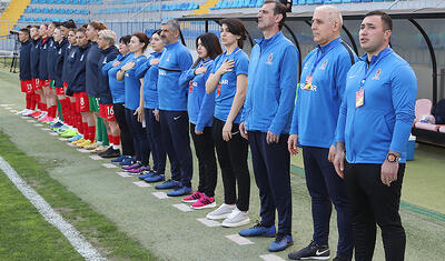 Avropa futbolunun gözəli Bakıda - "50" üçün