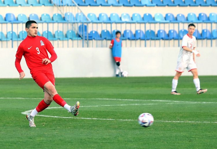 Azərbaycanlı oyunçu qonşu ölkənin ikinci liqa klubunda - FOTO