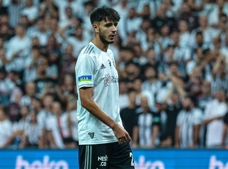 "Beşiktaş"dan ayrıldı, "Neftçi"nin maraq dairəsinə düşdü