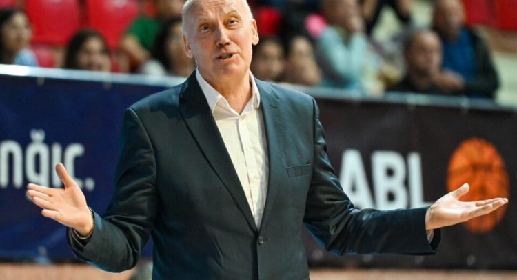 "Bizi üstələməyi bacardılar"