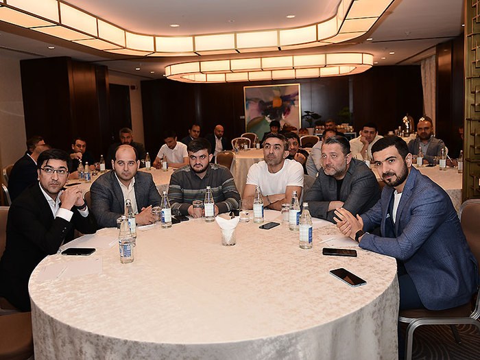 AFFA və PFL Hər iki "cəbhə"nin klub press-ateşelərini otelə yığdı ki…
