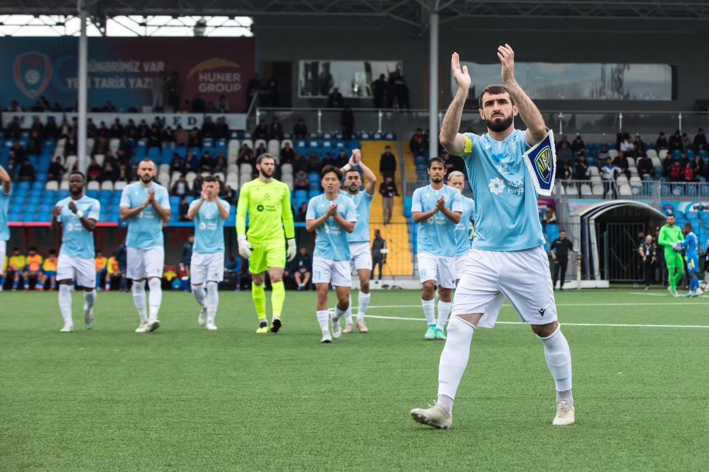 Kapitandan etiraz: "54 xalı əziyyətsizmi qazanmışıq?"