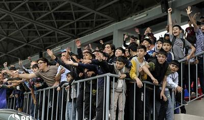İcra başçısı, müğənnilər, Bakıdan gələnlər və başqaları…