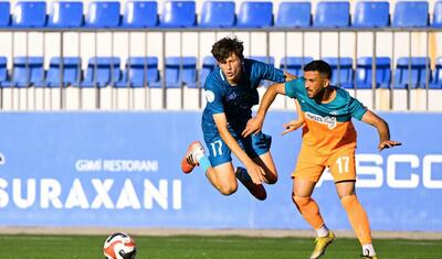 Azərbaycanda futbolçular yumruq və təpik davasına çıxdı -