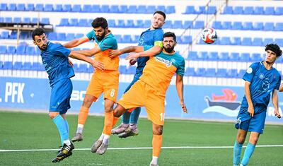 Azərbaycanda futbolçular yumruq və təpik davasına çıxdı -