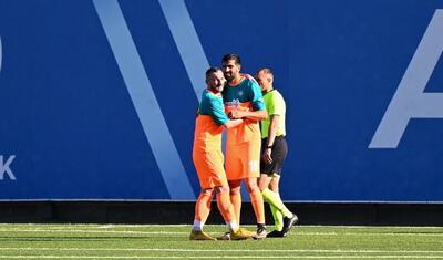 Azərbaycanda futbolçular yumruq və təpik davasına çıxdı -