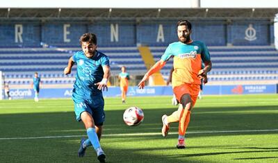 Azərbaycanda futbolçular yumruq və təpik davasına çıxdı -