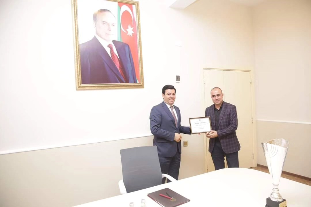 “Biz həvəskar komandayıq, futbolçularımız dövlət müəssisələrində çalışır”