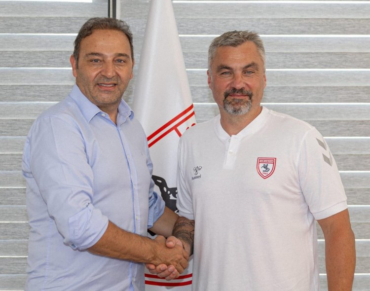 Almaniyalı baş məşqçi Türkiyə klubunda