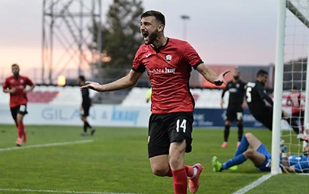 Azərbaycanlı hücumçu yeni klubunda bu qədər maaş alacaq