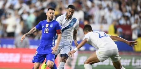 Messi dubl etdi, Argentina asanlıqla qazandı - VİDEO