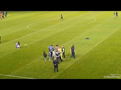 Azərbaycan stadionunda ortalıq belə qızışdı - MÖHTƏŞM VİDEO