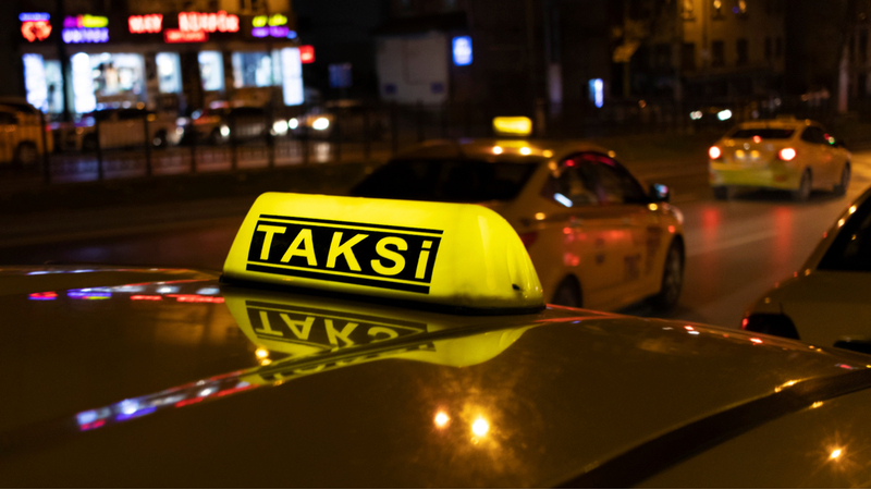 Son günlər taksi qiymətlərinin bahalaşmasına səbəbi var? - VİDEO