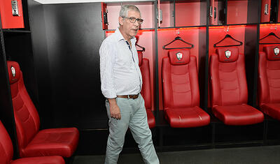 İcraçı vitse-prezident Santuş Qəbələ stadionunda gəzdirdi -