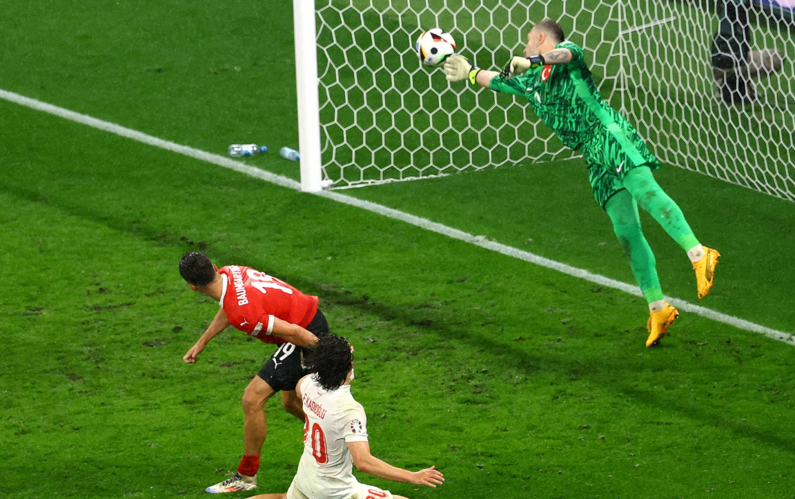 Azərbaycanlı futbol şərhçisinin bu sözü maraqla qarşılandı - “İlahi müdaxilə”nin VİDEOsu