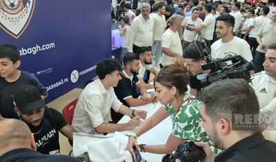 "Qarabağ"a görə izdiham yarandı, tədbir yarımçıq qaldı -