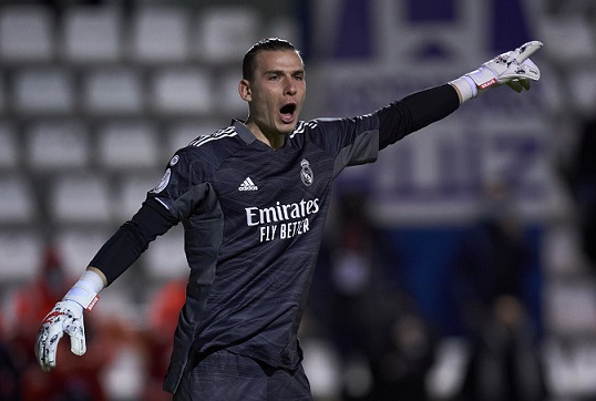“Real”ın qapıçısı deyir ki… Tarixin ən yaxşı futbolçusu odur