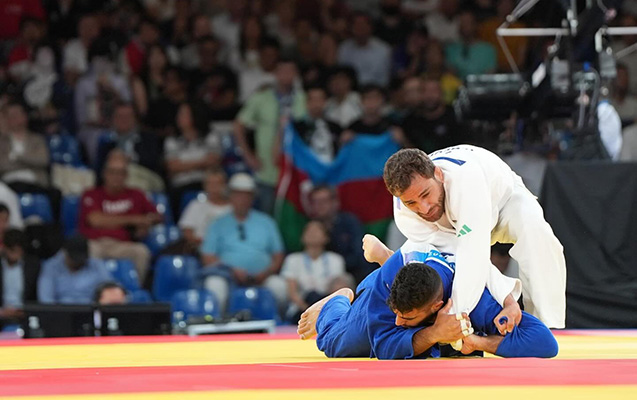 Hidayət Heydərov “ippon”la yarımfinala yüksəldi - Olimpiadada