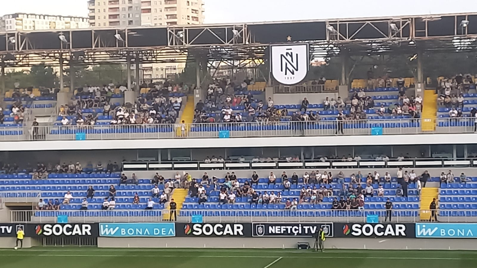 Futbol bayramı, "Neftçi Arena" rəhbərliyinin səriştəsizliyi - FOTOLAR