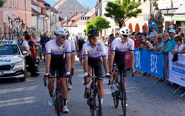 Slovakiya komandası Olimpiya kəndində qarətə məruz qaldı