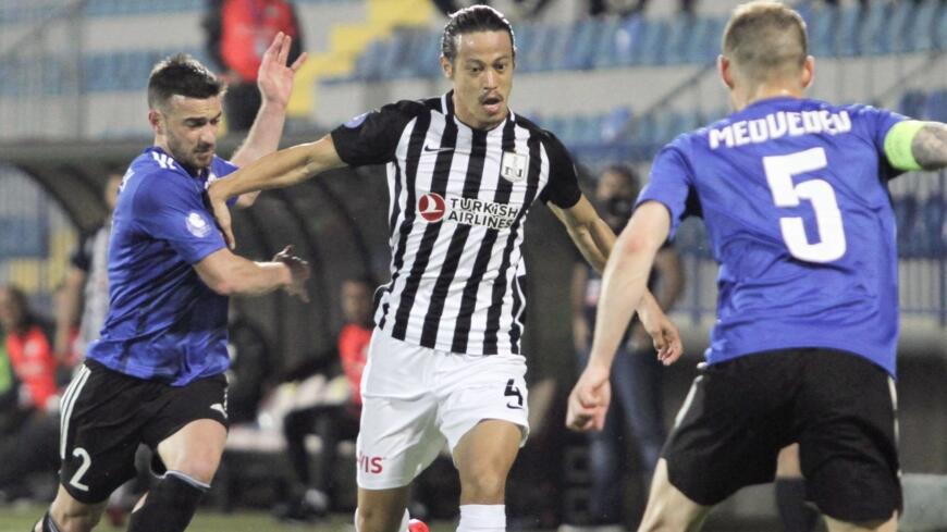 "Neftçi"də çempion olan əfsanə futbola geri qayıtdı - FOTO