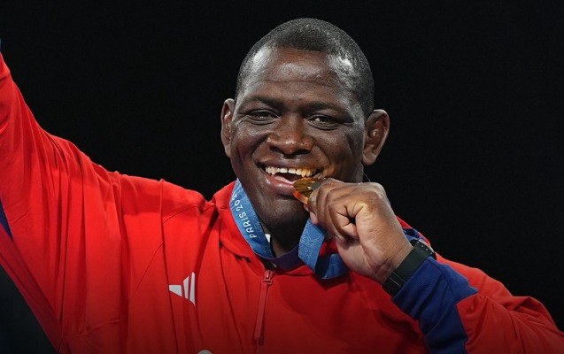 Beşinci dəfə Olimpiya çempionu olan 42 yaşında ilk idmançı - FOTOLAR