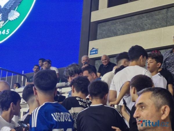 "Qarabağ"ın oyununda bu məşhur şəxsə İZDİHAM YAŞANDI - FOTOLAR