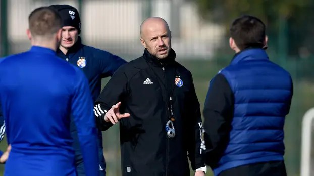 "Qarabağ"ı izləmək üçün öz adamını Bolqarıstana göndərdi
