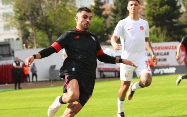 Azərbaycan millisinin üzvü Türkiyədə heç-heçəyə razılaşdı