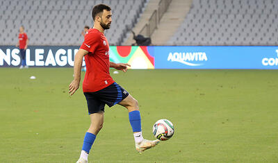 Millimizin futbolçuları İsveçlə matçdan əvvəl -