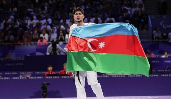 "Bəzi səhvlərimə görə çempion ola bilmədim"