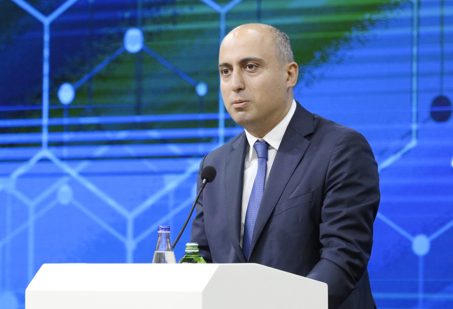 Azərbaycanli nazir klubları idarə etmək istəmir: “Mənim üçün fərqi yoxdur”
