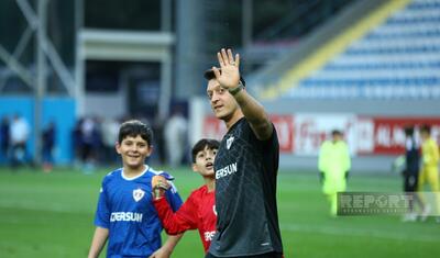 Sabiq “Real”lı Bakıda kimlərlə futbol oynadı? -